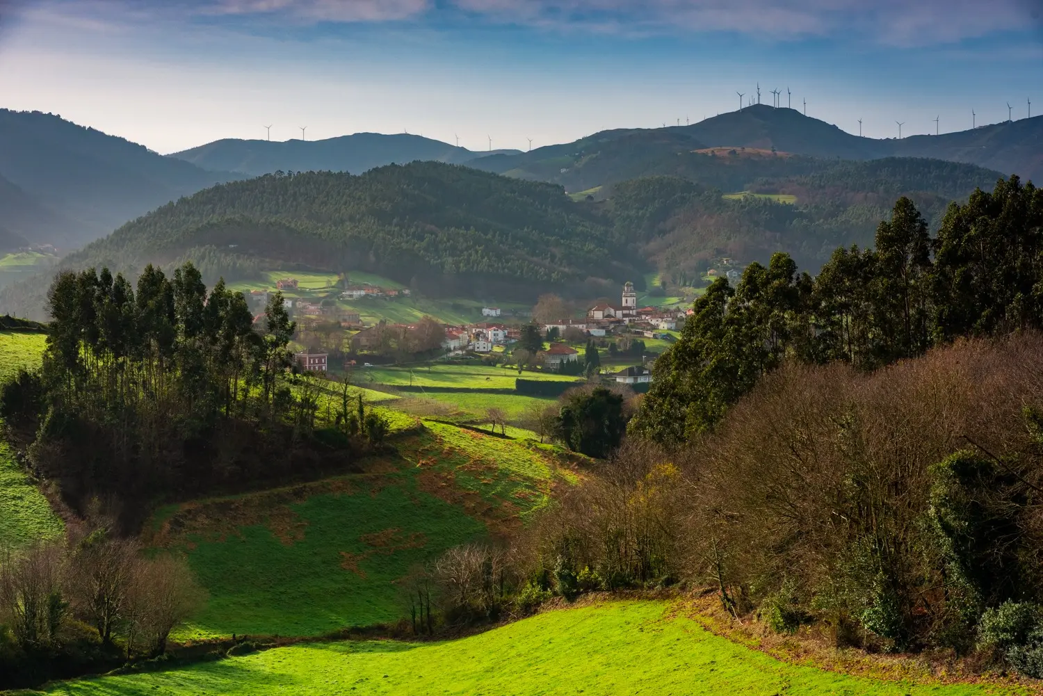 Paisaje verde del interior de Asturias